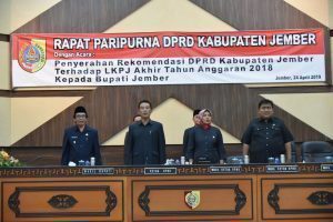 Penyampaian Rekomendasi DPRD Kab.Jember tentang LKPJ Akhir Tahun Anggaran 2018 8