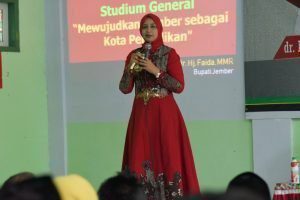 Stadium geeral inafias kencong 14 1