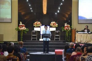 Doa Kesatuan Umat di GPdI Ekklesia Jember 12