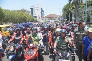 Launching Angkutan Gratis Pelajar tertentu 16