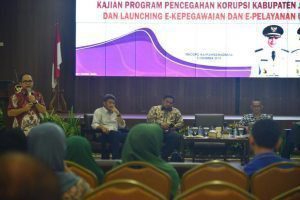 Seminar kajian pencegahan korupsi dan launching aplikasi layanan umum dan e pegawai 2 2