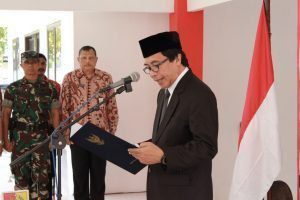 wabup lantik pejabat sementara kades sumberkalong 5